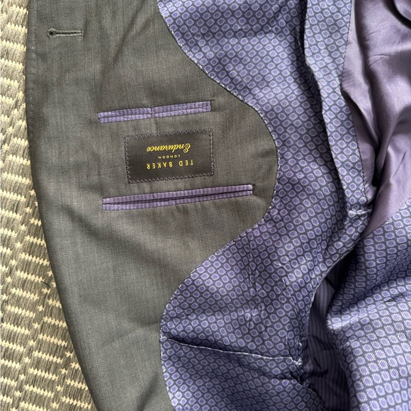 Ted Baker Endurance Suit - Picture 5 of 9